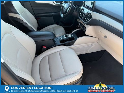 Certified 2022 Ford Escape SEL w/ Technology Package image 9