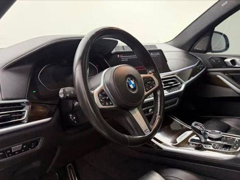 Used 2020 BMW X7 M50i AWD/4WD image 24