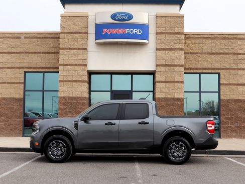 New 2026 Ford Maverick XLT w/ XLT Luxury Package AWD/4WD image 8