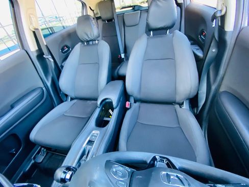 Used 2019 Honda HR-V EX image 26
