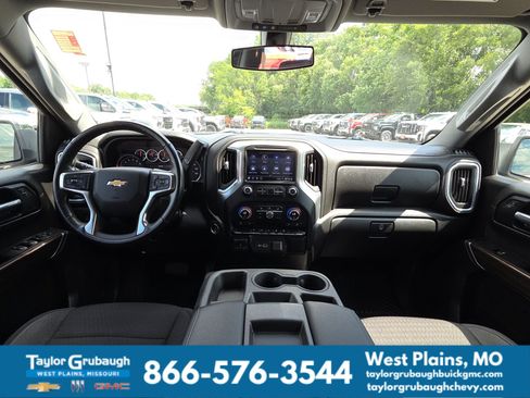 Used 2020 Chevrolet Silverado 1500 LT w/ All-Star Edition AWD/4WD image 30
