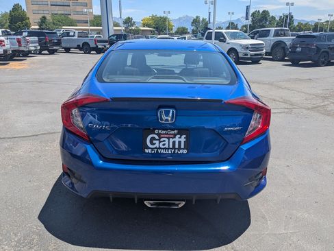 Used 2021 Honda Civic Sport image 5