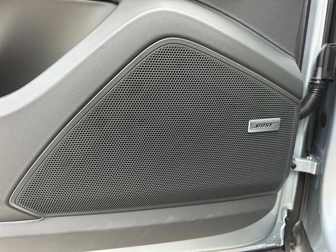 Certified 2026 Porsche Cayenne E-Hybrid Coupe AWD/4WD image 19