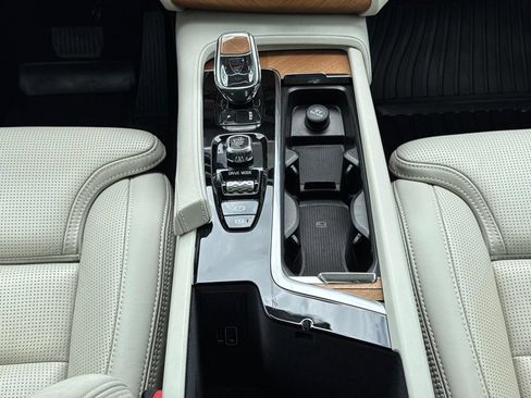 Used 2020 Volvo XC90 T8 Inscription w/ Protection Package Premier AWD/4WD image 15