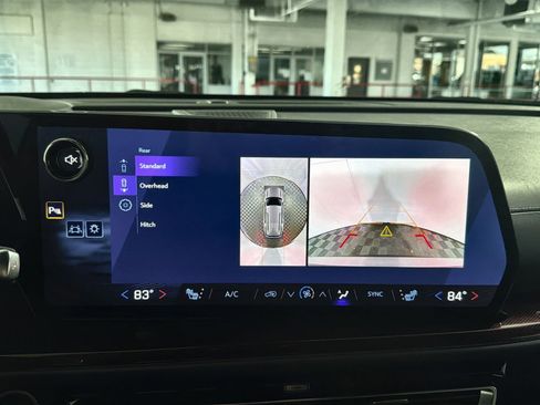 New 2026 Chevrolet Traverse Z71 w/ Enhanced Driving Package AWD/4WD image 19