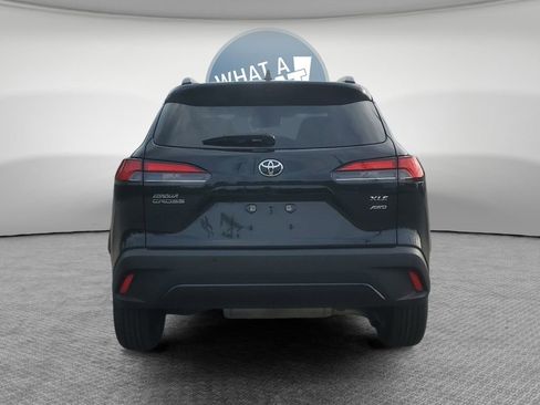 Used 2025 Toyota Corolla Cross XLE AWD/4WD image 5
