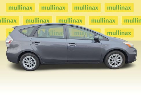 Used 2012 Toyota Prius V Two FWD image 2