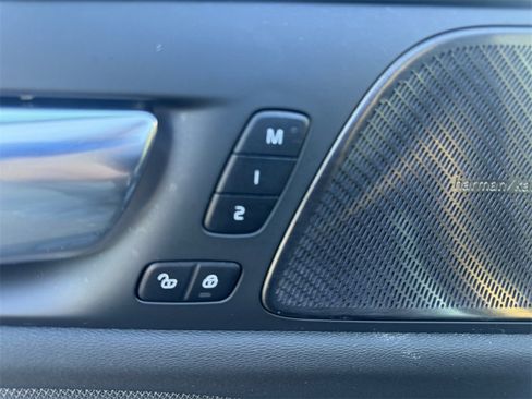 Certified 2024 Volvo S60 B5 Plus w/ Climate Package image 10