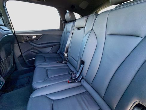 Used 2025 Audi Q7 Premium Plus image 21