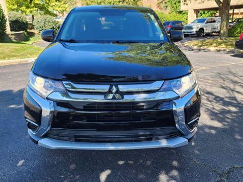 Used 2016 Mitsubishi Outlander SE AWD/4WD image 7