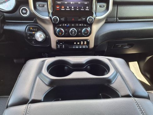 Used 2021 RAM 1500 Laramie AWD/4WD image 18