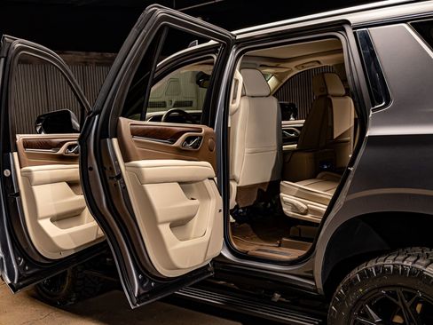 Used 2021 GMC Yukon Denali image 29