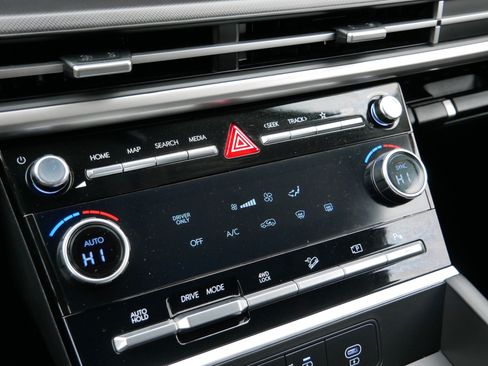 Certified 2026 Hyundai Santa Fe SE AWD/4WD image 21