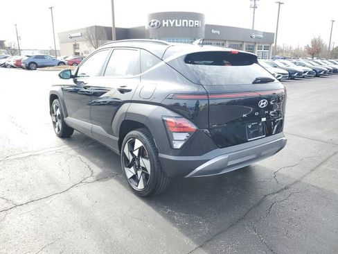 Used 2025 Hyundai Kona Limited image 3