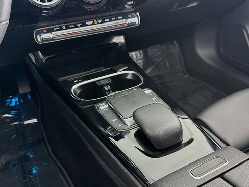 Used 2023 Mercedes-Benz CLA 250 image 6