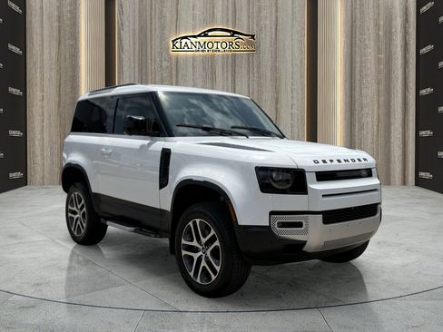 Used 2023 Land Rover Defender 90 S image 1