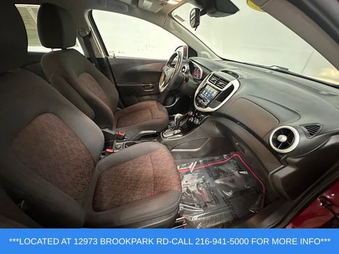 Used 2019 Chevrolet Sonic LT w/ Convenience Package FWD image 23