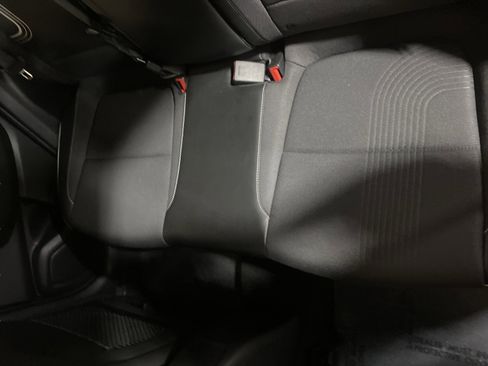 Used 2023 Hyundai Venue Limited w/ Cargo Package image 12