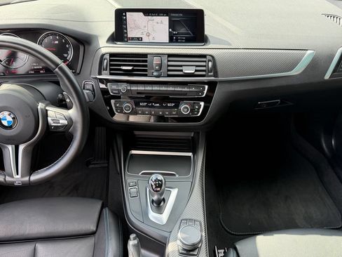 Used 2018 BMW M2 RWD image 9