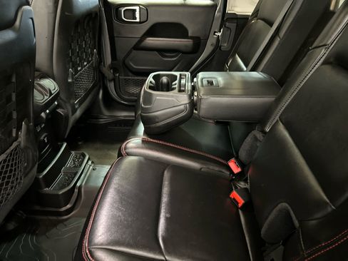 Used 2020 Jeep Wrangler Unlimited Rubicon AWD/4WD image 5