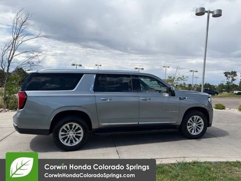 Used 2023 GMC Yukon XL SLT w/ SLT Luxury Package AWD/4WD image 14