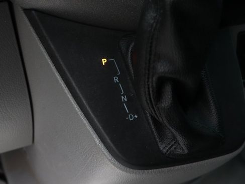 Used 2016 Mercedes-Benz Sprinter 2500 image 29