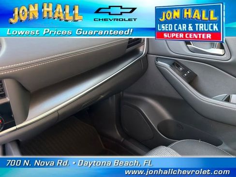 Used 2026 Nissan Rogue SV FWD image 31