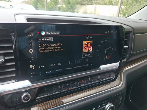 Used 2023 GMC Sierra 1500 Elevation image 28