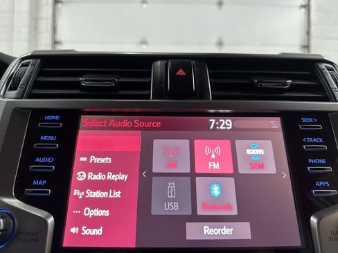 Used 2022 Toyota 4Runner SR5 Premium w/ Moonroof Package AWD/4WD image 26