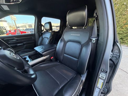 Used 2023 RAM 1500 Laramie AWD/4WD image 11