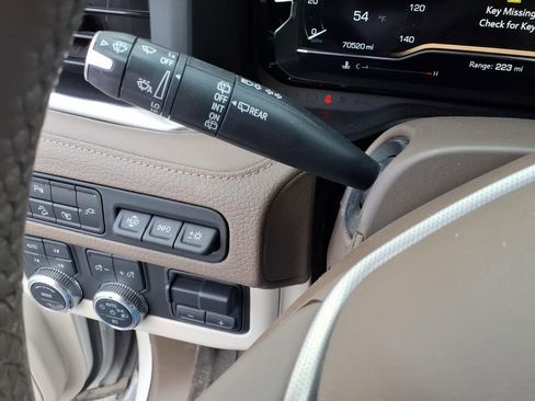 Used 2022 GMC Yukon Denali w/ Denali Ultimate Package image 18