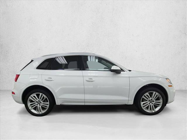 Used 2018 Audi Q5 2.0T Premium Plus w/ Premium Plus Package AWD/4WD image 4