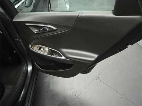Used 2018 Chevrolet Malibu Premier w/ Premier Sun and Wheel Package image 25