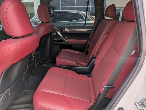 Used 2022 Lexus GX 460 Premium AWD/4WD image 17