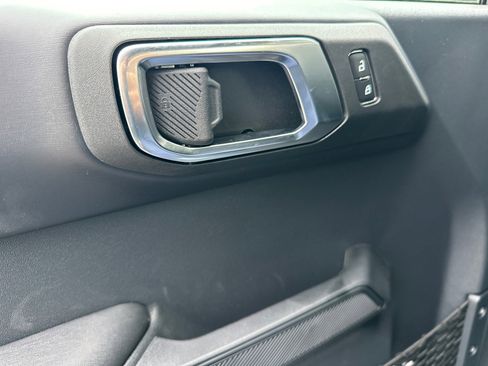 New 2025 Ford Bronco Outer Banks image 37