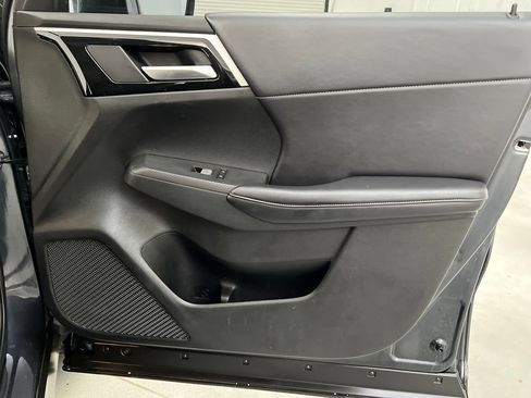 Used 2024 Mitsubishi Outlander SE AWD/4WD image 27