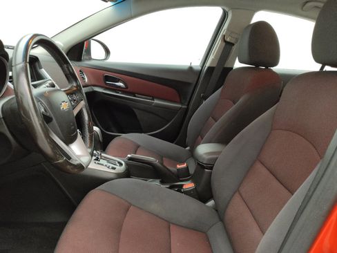 Used 2014 Chevrolet Cruze LT FWD image 17