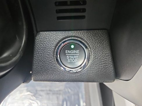 Used 2021 Ford F350 Lariat w/ Lariat Ultimate Package image 18