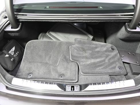 New 2025 Bentley Flying Spur Plug-In Hybrid AWD/4WD image 19