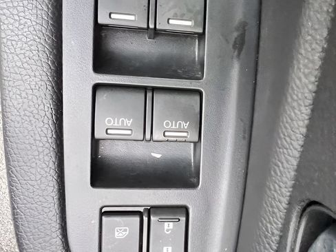 Used 2022 Honda Pilot Sport image 31