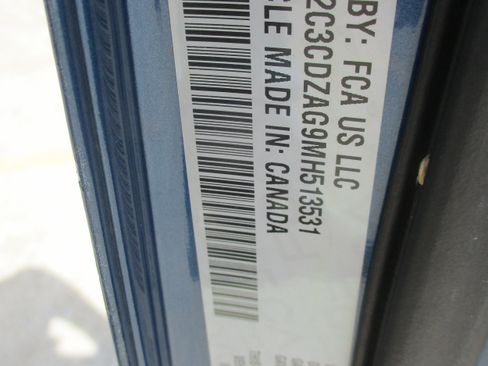 Used 2021 Dodge Challenger SXT RWD image 22