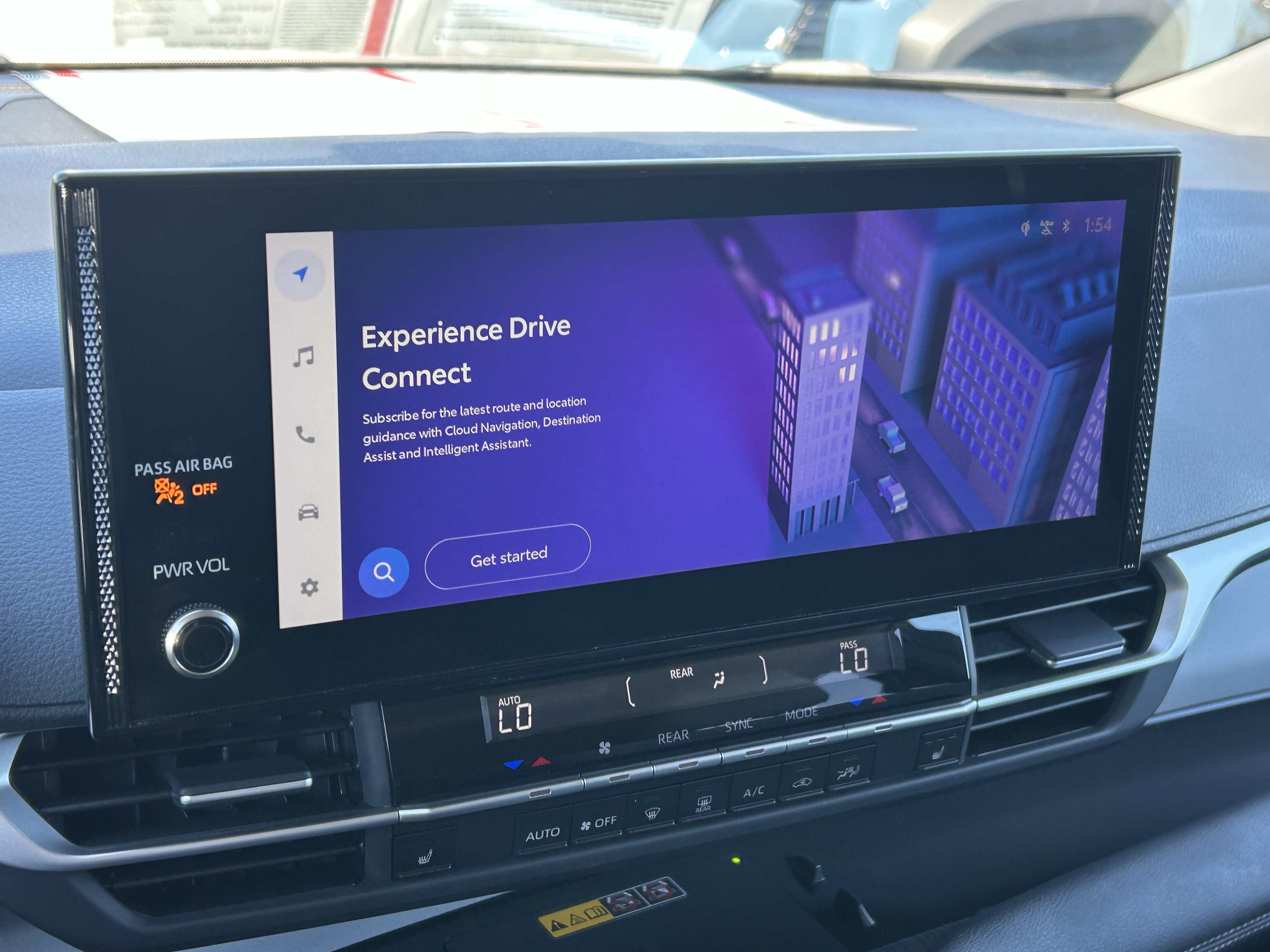 Certified 2026 Toyota Sienna XLE FWD image 20