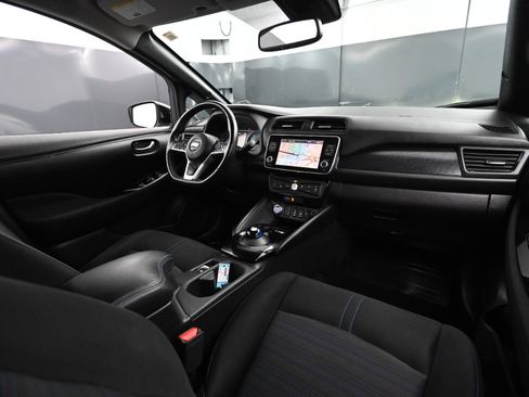 Used 2022 Nissan Leaf SV Plus w/ Protection Package image 44