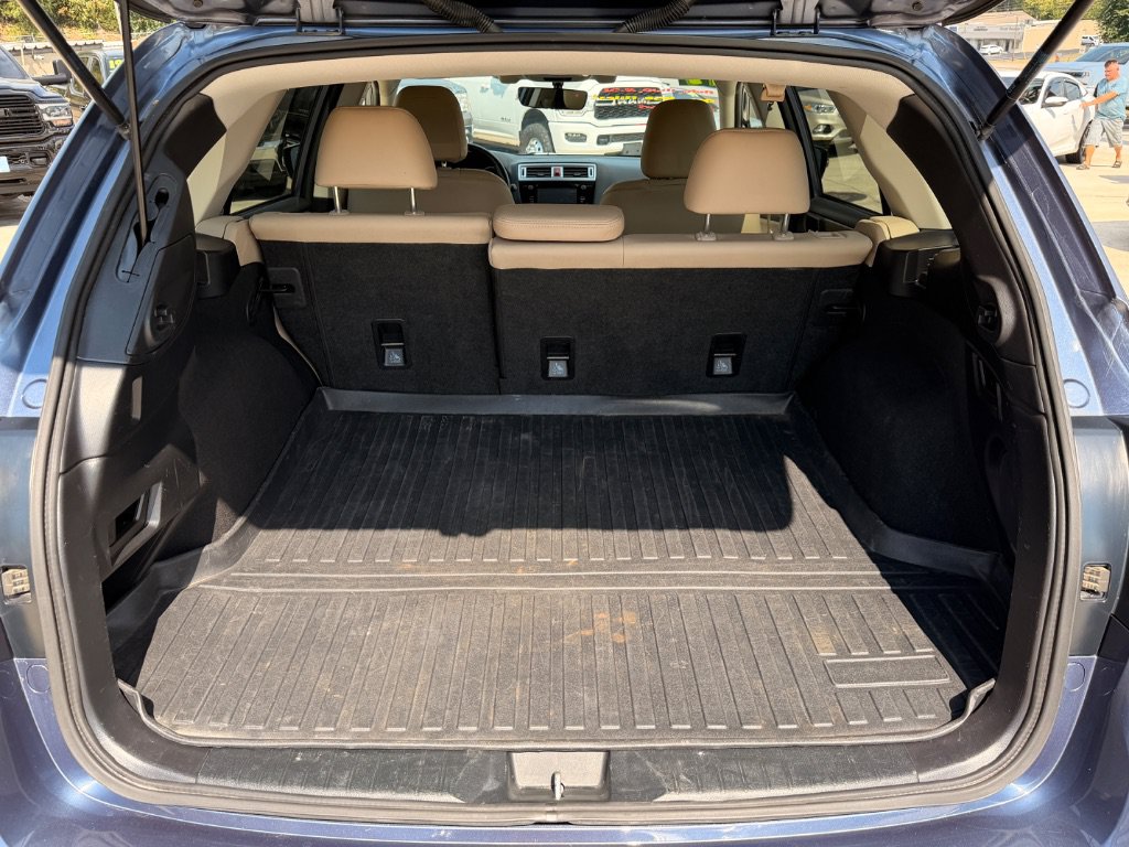 Used 2017 Subaru Outback 2.5i Limited AWD/4WD image 20