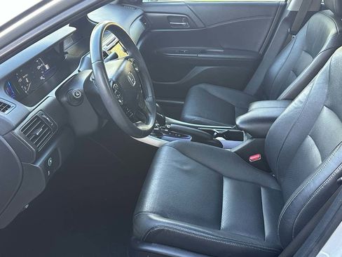 Used 2014 Honda Accord EX-L image 10