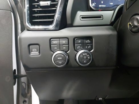 Used 2022 GMC Sierra 1500 Denali image 27