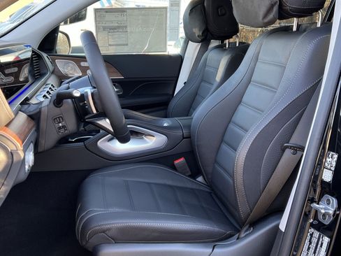 New 2026 Mercedes-Benz GLS 450 GLS 450 image 11