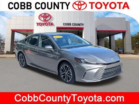 Used 2026 Toyota Camry XLE FWD image 1