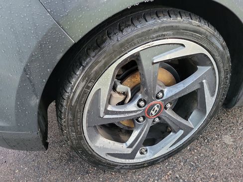 Used 2019 Hyundai Veloster Turbo Ultimate image 5