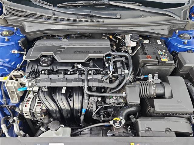 Used 2025 Hyundai Elantra SEL FWD image 24
